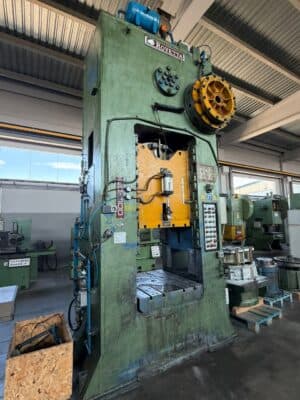 Presse de forgeage à chaud Rovetta FO300 - 300 tonne ID: 76462