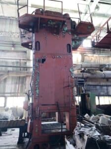 Presse d'ébavurage TMP Voronezh K9540 - 1000 tonne (Photo 9)