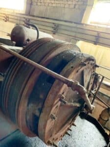 Presse d'ébavurage TMP Voronezh K9540 - 1000 tonne (Photo 16)