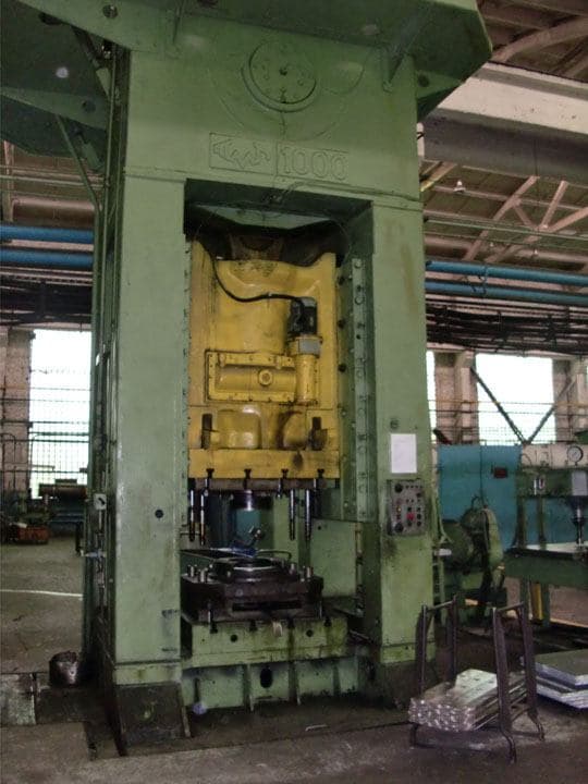 Presse d'ébavurage TMP Voronezh K9540 - 1000 tonne