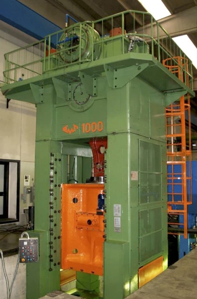 Presse d'ébavurage TMP Voronezh K9540 - 1000 tonne