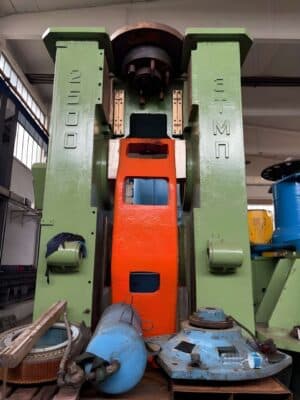 Presse de forgeage à chaud TMP Voronezh K8544 - 2500 tonne ID: 76406