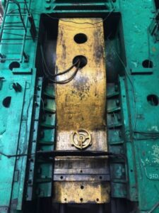 Presse de forgeage à chaud Smeral LKM 4000 - 4000 tonne (Photo 3)