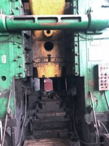 Presse de forgeage à chaud Smeral LKM 4000 - 4000 tonne (Photo 8)