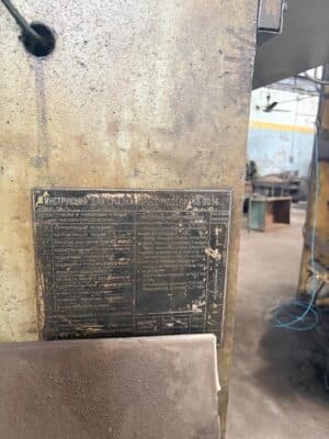 Presse de forgeage à froid Barnaul KB0036 - 400 tonne (Photo 3)