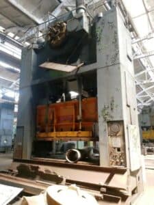 Presse d'estampage Ravne DE 250 - 250 tonne (Photo 5)