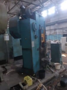 Presse à genouillère Barnaul KB8336 - 400 tonne (Photo 1)