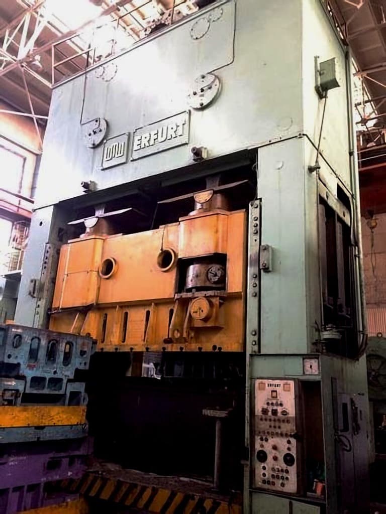 Presse d'estampage Erfurt PKZV I 1250 FS - 1250 tonne