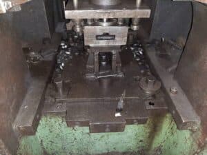 Presse de forgeage à chaud TMP Voronezh K8540 - 1000 tonne (Photo 20)