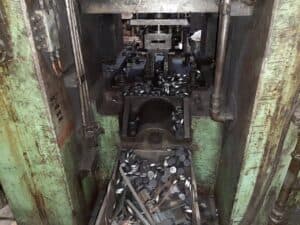 Presse de forgeage à chaud TMP Voronezh K8540 - 1000 tonne (Photo 10)