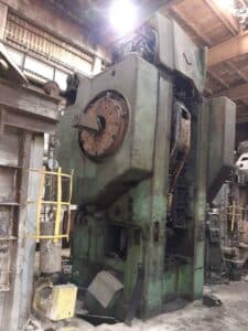 Presse de forgeage à chaud TMP Voronezh K8540 - 1000 tonne (Photo 7)
