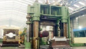 Presse de forgeage en matrice ouverte SMS MEER UF4 80-100MN - 10000 tonne (Photo 2)