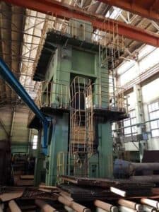 Presse hydraulique Dnepropress PA2646 - 4000 tonne ID: 75879