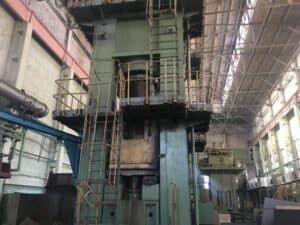 Presse hydraulique Dnepropress PA2646 - 4000 tonne (Photo 6)