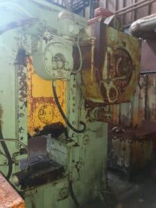 Presse à genouillère Barnaul KB8336 - 400 tonne (Photo 1)