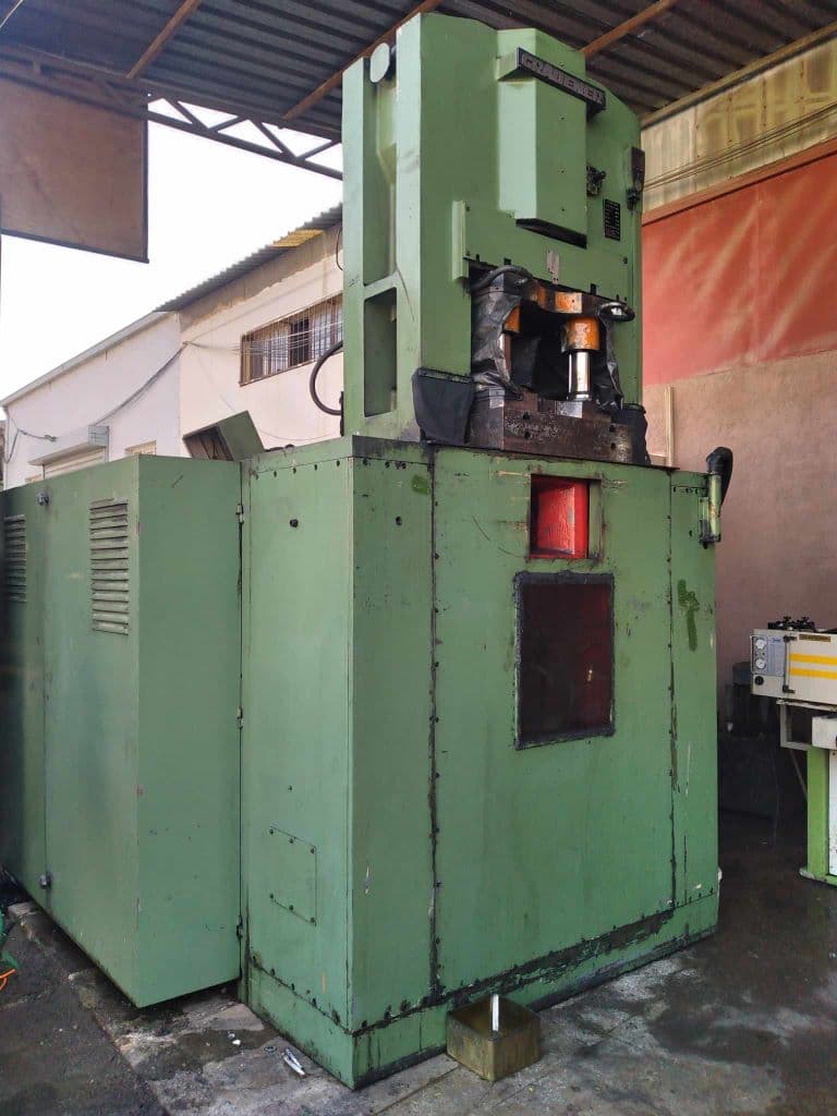 Presse à genouillère Grabener GKN 1000 - 1000 tonne