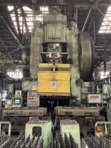 Presse de forgeage à chaud Komatsu CAH3000 - 3000 tonne (Photo 2)