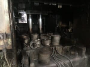 Presse de forgeage à chaud Komatsu CAH3000 - 3000 tonne (Photo 4)