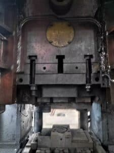 Presse de forgeage à chaud TMP Voronezh K8544 - 2500 tonne (Photo 4)