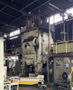 Presse de forgeage à chaud Kurimoto Smeral LKM 1600 - 1600 tonne (Photo 1)