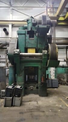 Presse de forgeage à chaud TMP Voronezh K864 - 1600 tonne (Photo 3)