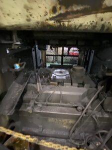 Presse de forgeage à chaud Kurimoto Smeral LKM 1600 - 1600 tonne (Photo 5)