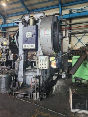 Presse de forgeage à chaud Jaewoo JFP 600 - 600 tonne ID: 76480