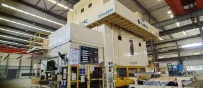 Presse d'estampage Simpac DTE4 2500 - 2500 tonne (Photo 2)