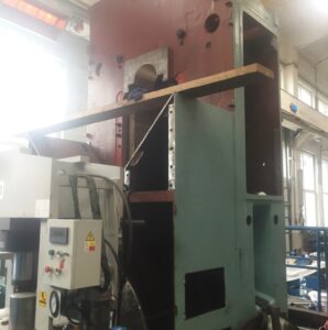 Presse de forgeage à chaud Smeral LZK 1000 - 1000 tonne (Photo 1)