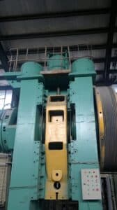 Presse de forgeage à chaud TMP Voronezh KB8042 - 1600 tonne (Photo 1)