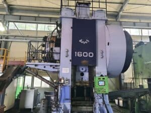 Presse de forgeage à chaud TMP Voronezh KB8042 - 1600 tonne ID: S89629
