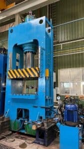 Presse hydraulique Gidropress P479 - 400 tonne (Photo 5)