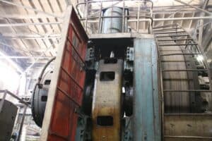 Presse de forgeage à chaud TMP Voronezh AKKB8040 - 1000 tonne (Photo 1)