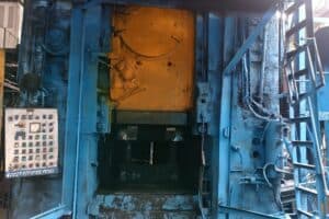 Presse de forgeage à chaud Smeral LZK 4000 B - 4000 tonne (Photo 5)