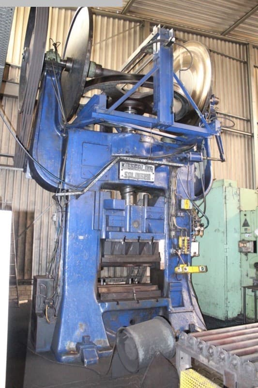Presse à vis Kieserling FS 450 - 450 tonne
