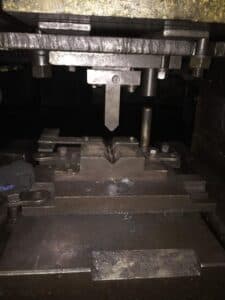 Presse à genouillère Barnaul KB8340 B - 1000 tonne (Photo 1)
