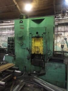Presse à genouillère Barnaul KB8340 B - 1000 tonne ID: 75662