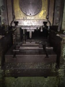 Presse à genouillère Barnaul KB8340 B - 1000 tonne (Photo 11)