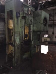 Presse à genouillère Barnaul KB8340 B - 1000 tonne (Photo 12)