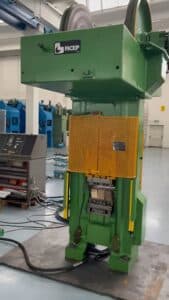 Presse à vis Ficep MT270/400 - 270 tonne (Photo 1)