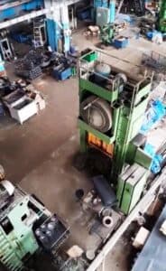 Presse d'ébavurage Smeral LDO 315 A - 315 tonne (Photo 3)