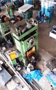 Presse d'ébavurage Smeral LDO 315 A - 315 tonne (Photo 2)