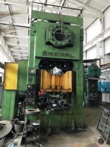 Presse d'ébavurage Smeral LDO 315 A - 315 tonne ID: 75668