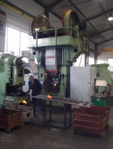 Presse à vis Zdas LVR 630 A-1 - 630 tonne ID: 75901
