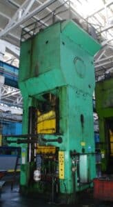 Presse d'ébavurage Erfurt PKZe 1250 - 1250 tonne (Photo 5)