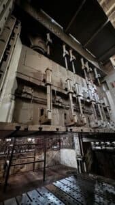 Presse d'estampage TMP Voronezh K4039 - 800 tonne (Photo 3)