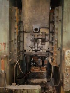 Presse de forgeage à chaud TMP Voronezh KB8544 - 2500 tonne (Photo 2)