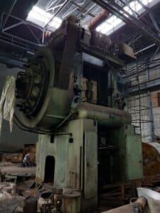Presse de forgeage à chaud TMP Voronezh KB8544 - 2500 tonne (Photo 3)