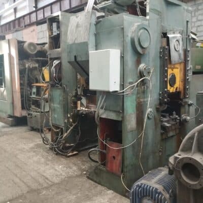 Presse à genouillère Barnaul KB8336 - 400 tonne (Photo 2)