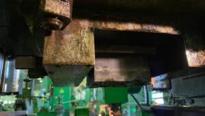 Presse à genouillère Barnaul KB8336 - 400 tonne (Photo 8)